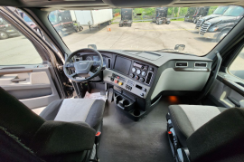 2020 FREIGHTLINER CASCADIA